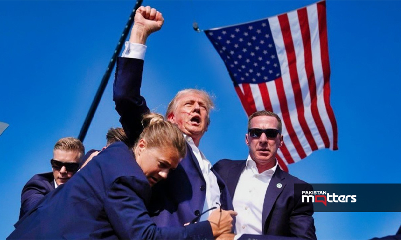 Trump iconic pic