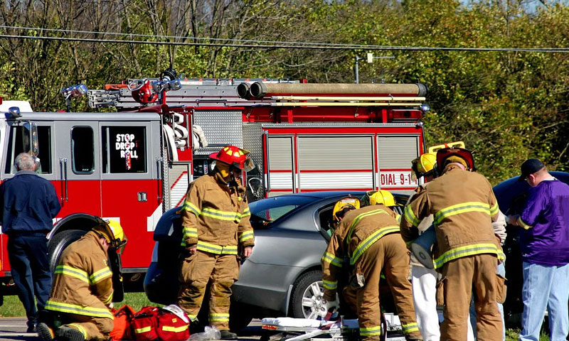 Us shooting alert firefighters shot while responding to fire