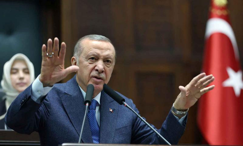Erdogan steers turkey toward