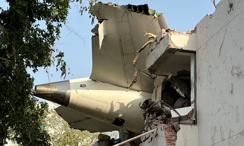 Indian investigators download black box data