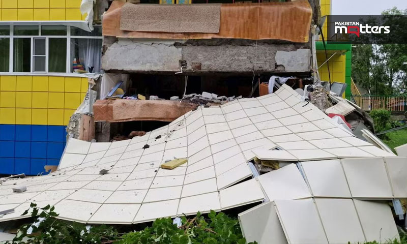 Powerful quake in russia's