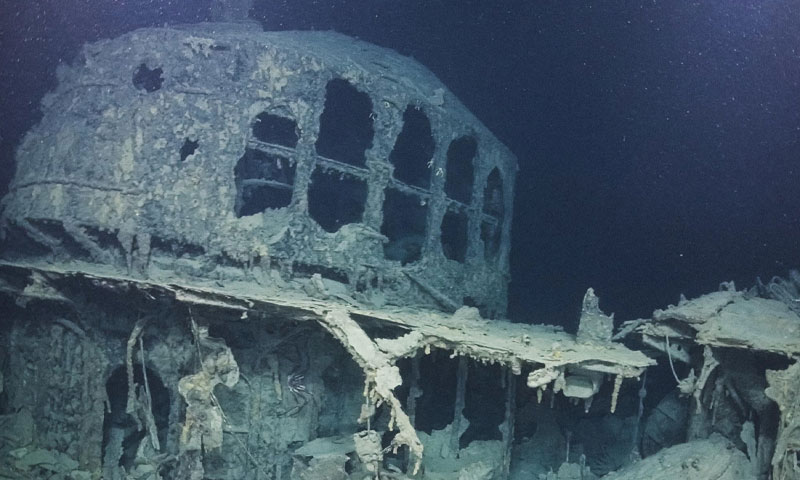 Underwater archaeologists