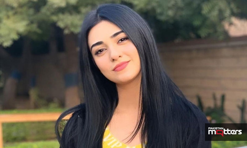 Sara khan